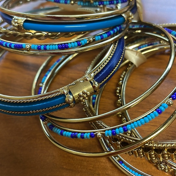 💙💙Amrita Singh 18 piece Monaco Bangle Bracelet Set New!💙💙 - Picture 3 of 4